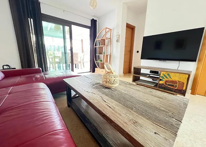 Tinajas Penthouse Views * קורלחו