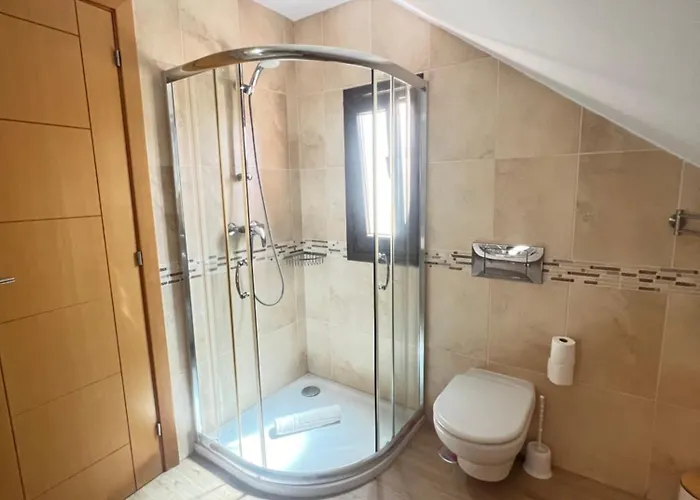 Tinajas Penthouse Views * קורלחו